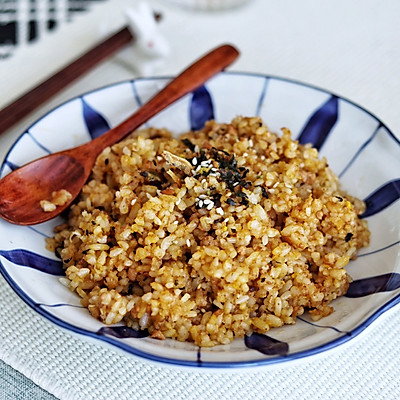 黄金照烧蛋炒饭（照烧汁版），隔夜饭也可以做的很好吃