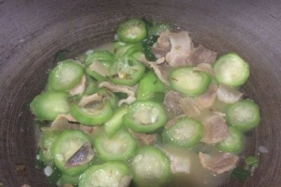 五花肉炒丝瓜