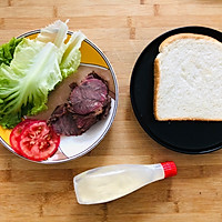 #丘比三明治#牛肉三明治的做法图解1