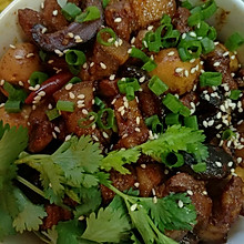 红烧肉+鹌鹑蛋