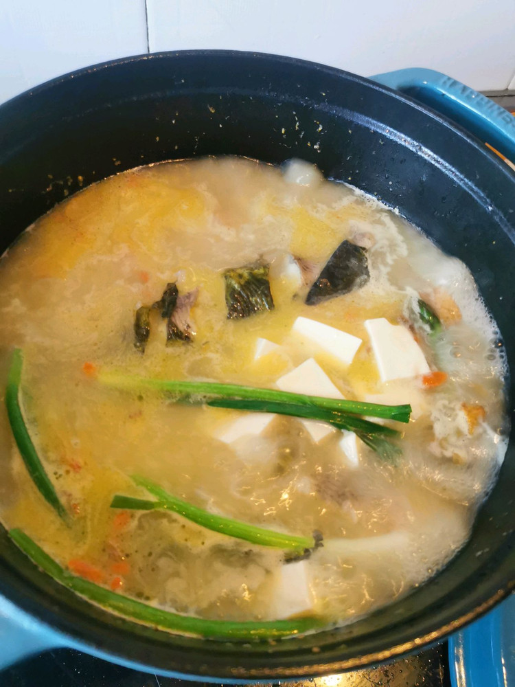 珐琅锅昂刺鱼汤的做法