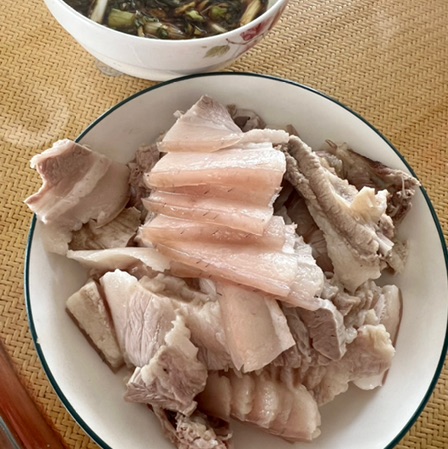 清煮黑猪三线肉五花肉的做法
