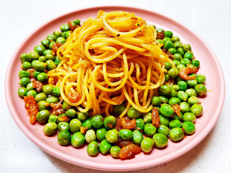 青豆干虾仁意面的做法