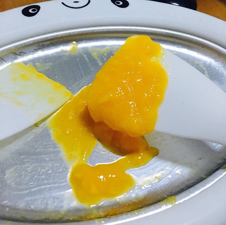 炒芒果冰沙的做法