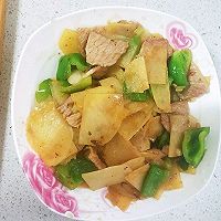 蚝油青椒土豆片的做法图解7