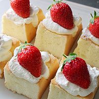 #安佳真草饲 营养护全家#草莓蛋糕的做法图解14