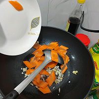 清炒黄瓜胡萝卜片的做法图解4