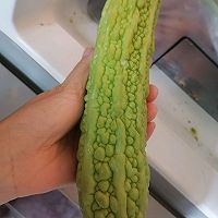 #名厨汁味正当夏#苦瓜炒鸡蛋的做法图解1