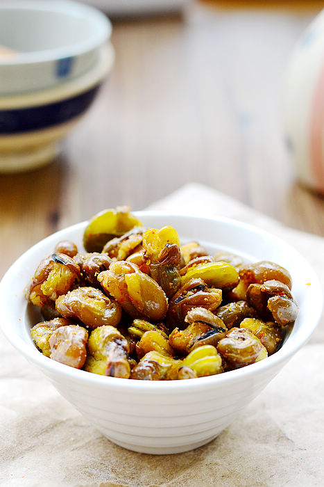 童年里最怀旧的一道小零食——五香脆皮蚕豆