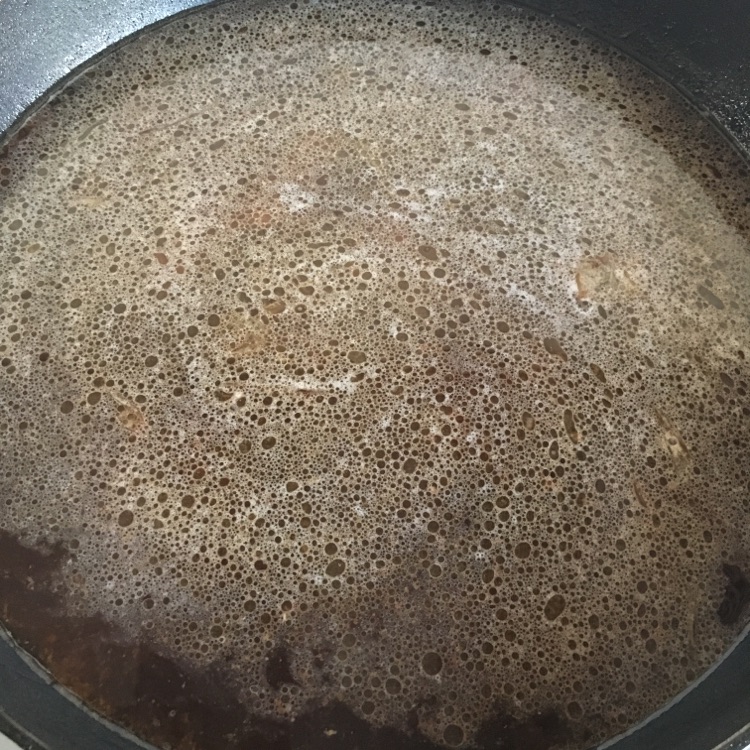 一锅出--大骨炖干豆角的做法图解5