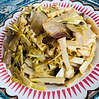 #餐桌上的春日限定# 腊肉春笋的做法图解6