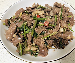 香菜牛肉，香菜党的狂欢的做法