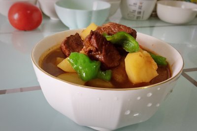 土豆炖牛肉