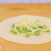 迷你鸡蛋灌饼 宝宝辅食食谱的做法图解7