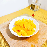 醉饮芒果提尼的做法图解2