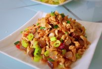 腊肉丁炒萝卜干的做法