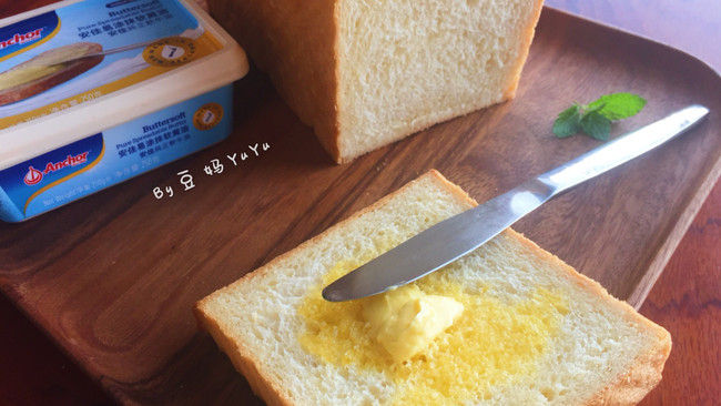 奶油奶酪香软吐司#安佳黑科技易涂抹软黄油#的做法