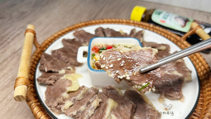 低脂美食：白切牛肉，搭配这酱汁超赞