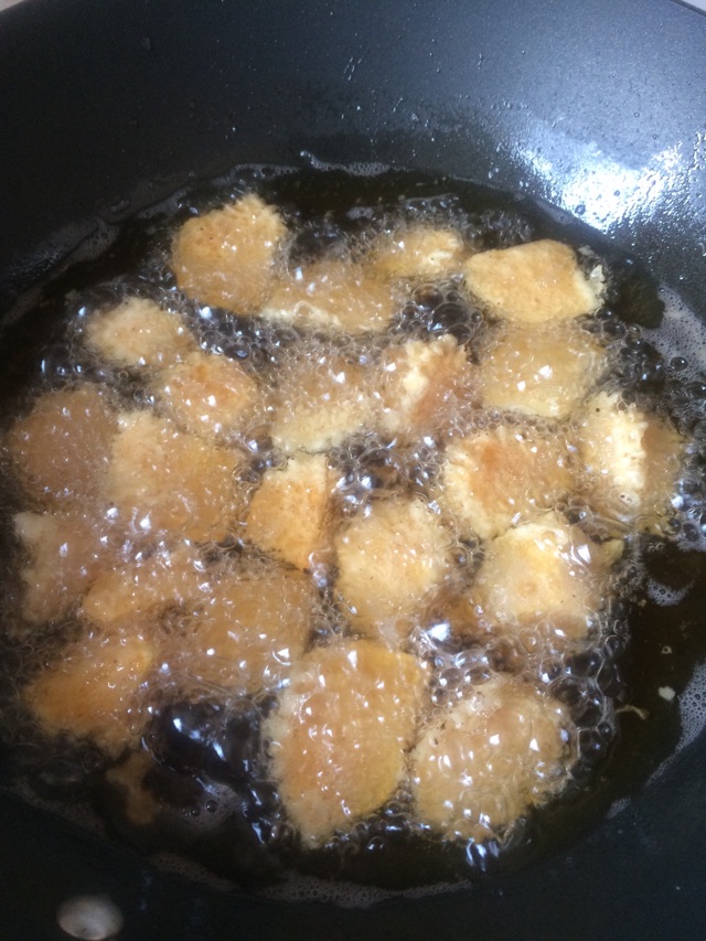 拔丝红薯【拔丝的火候详细说】的做法图解5