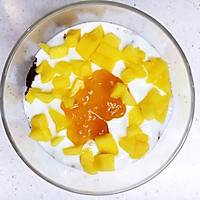 #美食视频挑战赛#芒果奥利奥酸奶杯的做法图解8
