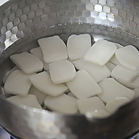 春天的颜色：杂蔬沙茶炒年糕的做法图解4