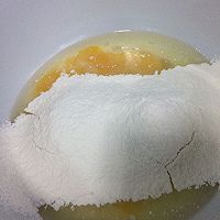 戚风蛋糕的做法图解2