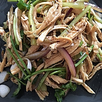 凉拌手撕鸡胸肉的做法图解5
