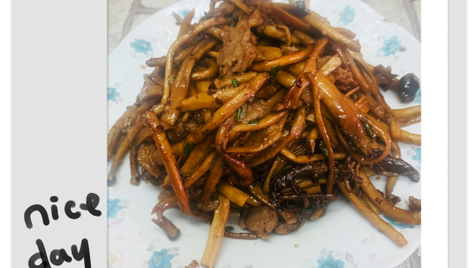 茶树菇炒肉片