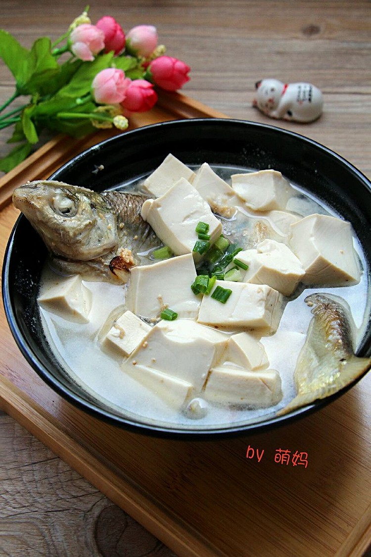 在家也能熬奶白的鱼汤的做法
