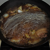 东北炖菜：白菜猪肉炖粉条的做法图解6