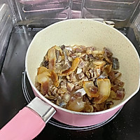 #一学就会快手菜#超香的广式腊味饭的做法图解3