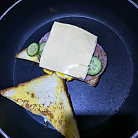 无油版-芝士鸡蛋火腿三明治（高钙早餐）的做法图解4