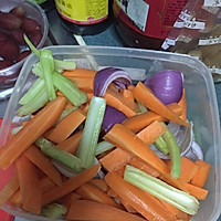 泡椒凤爪的做法图解2