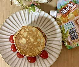 #糖小朵甜蜜控糖秘籍#无油香蕉松饼的做法