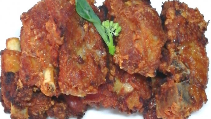香酥蒜香排骨