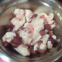 猪肚肉煮鸡蛋（潮汕菜）的做法图解1