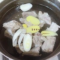 #开启冬日滋补新吃法#白萝卜海带排骨汤的做法图解4