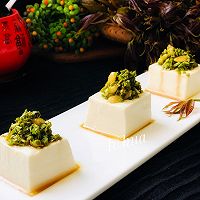 #餐桌上的春日限定#凉拌香椿松子豆腐 净素食的做法图解10