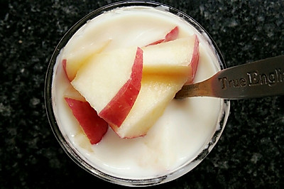 减脂苹果酸奶