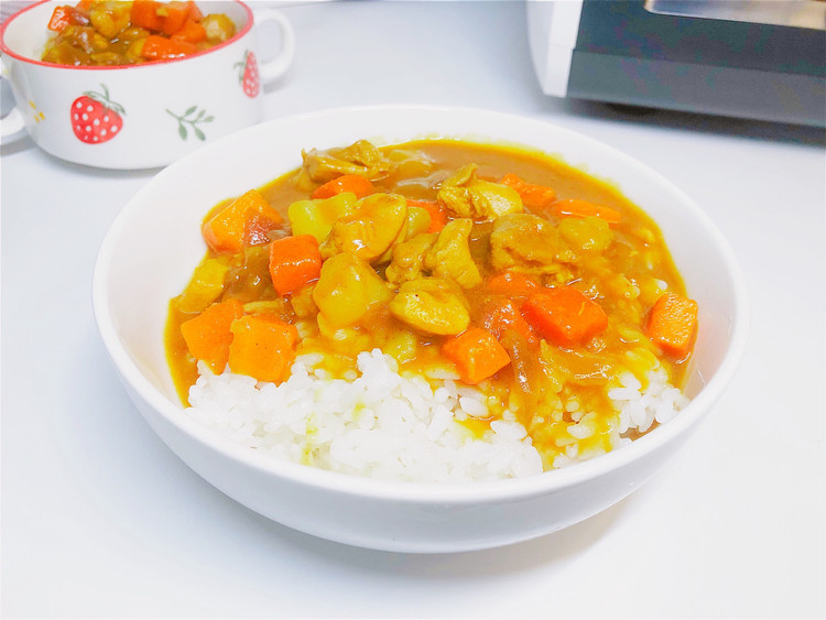 咖喱鸡肉饭｜抵御寒冬 米博的做法