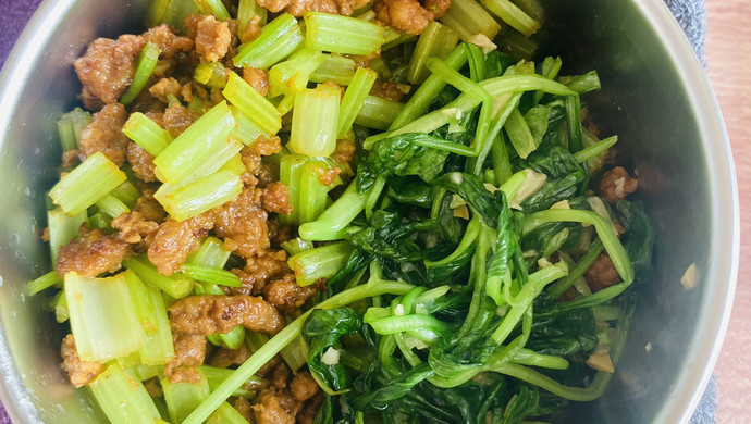 芹菜肉沫