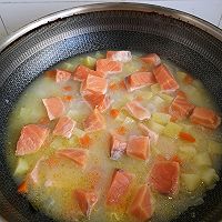 #LG御见美好食光#北欧三文鱼浓汤的做法图解10