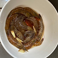 家常-避风塘炒虾的做法图解1