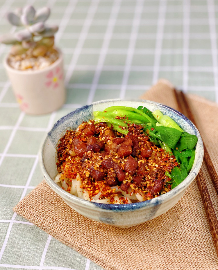 面食爱好者必吃：几步就能搞定的猪油棍棍面的做法