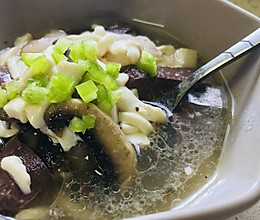 鸭血豆腐汤的做法
