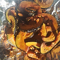 喜欢甜咸口的一定要试的蒜香胡椒海盐烤南瓜的做法图解7
