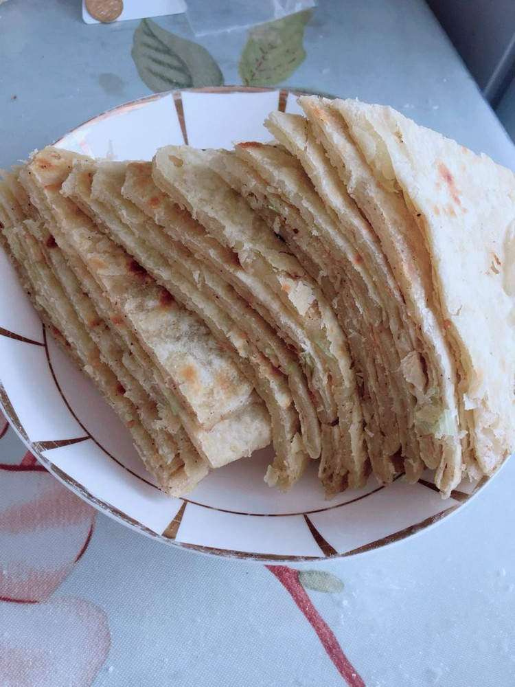 烫面葱油饼的做法