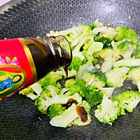 #李锦记旧庄蚝油鲜蚝鲜煮#减脂餐 蚝油西兰花的做法图解10
