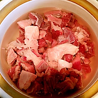 酸菜牛肉汤的做法图解1