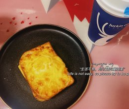 午餐肉芝士三明治的做法